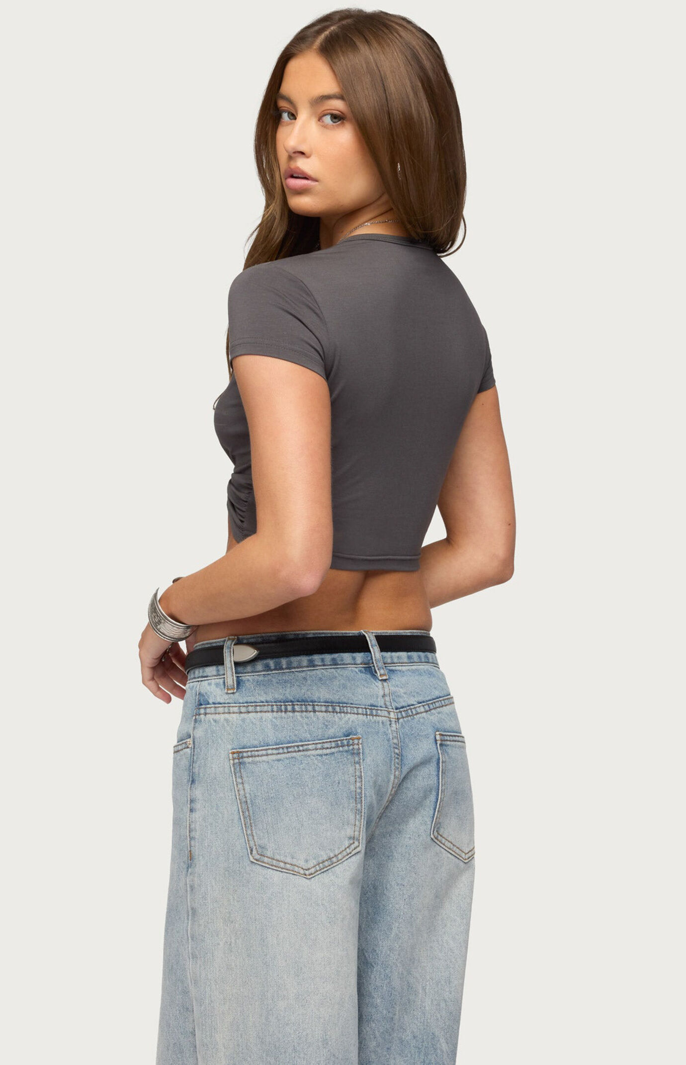 Edikted Sephey Twisted Cropped T-Shirt