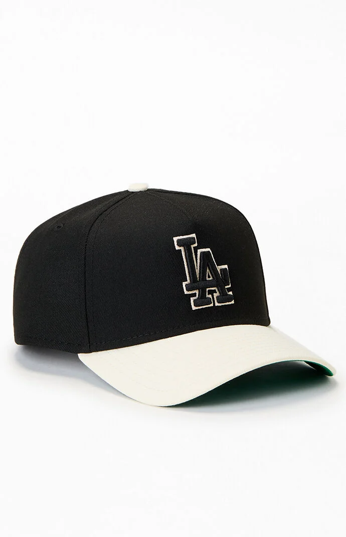 New Era 2022 Sideline 9TWENTY Strapback Dad Hat