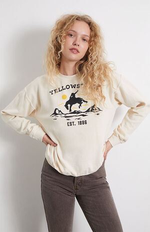 Yellowstone Sunset Crew Neck Sweatshirt image number 1