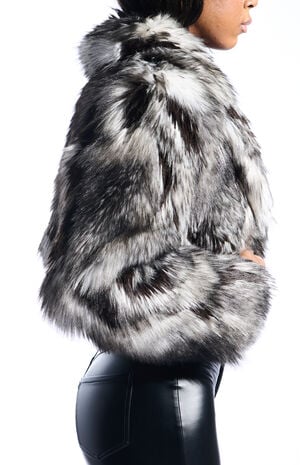 Arias Grey Cropped Faux Fur Jacket image number 2