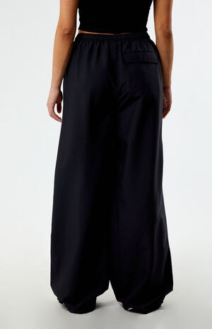 Dare To Relaxed Parachute Pants image number 4