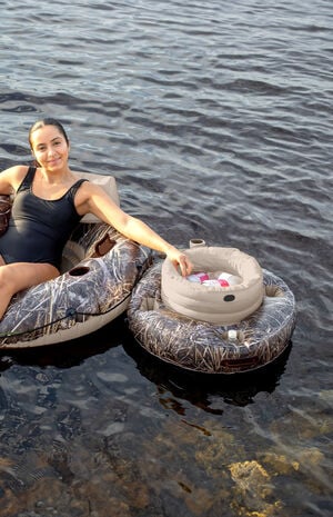 Realtree Floating Drink Cooler image number 2