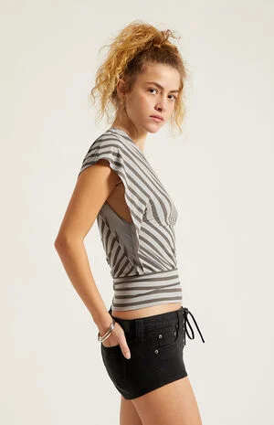 Joan One Shoulder Striped Top image number 3