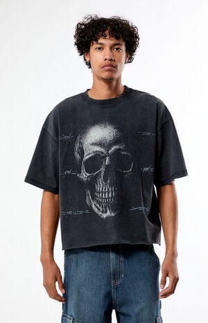 Barbed Skull Cropped Boxy T-Shirt image number 2