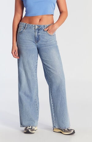 Casey Astrid Low Rise Baggy Jeans image number 3