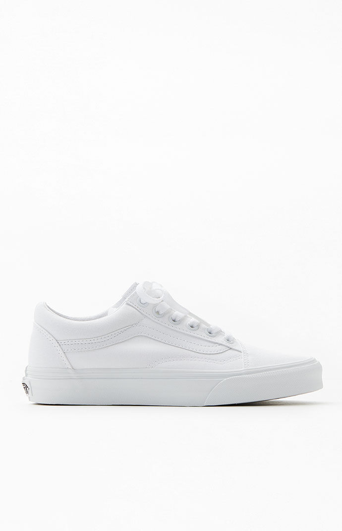 vans old skool triple white