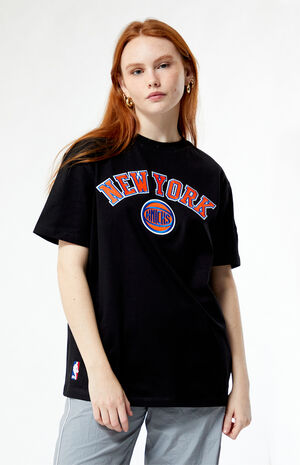 New York Knicks Classic T-Shirt image number 1