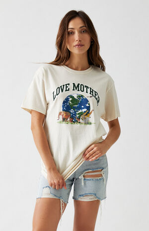 Love Mother Animal Planet T-Shirt Love Mother Animal Planet T-Shirt image number null
