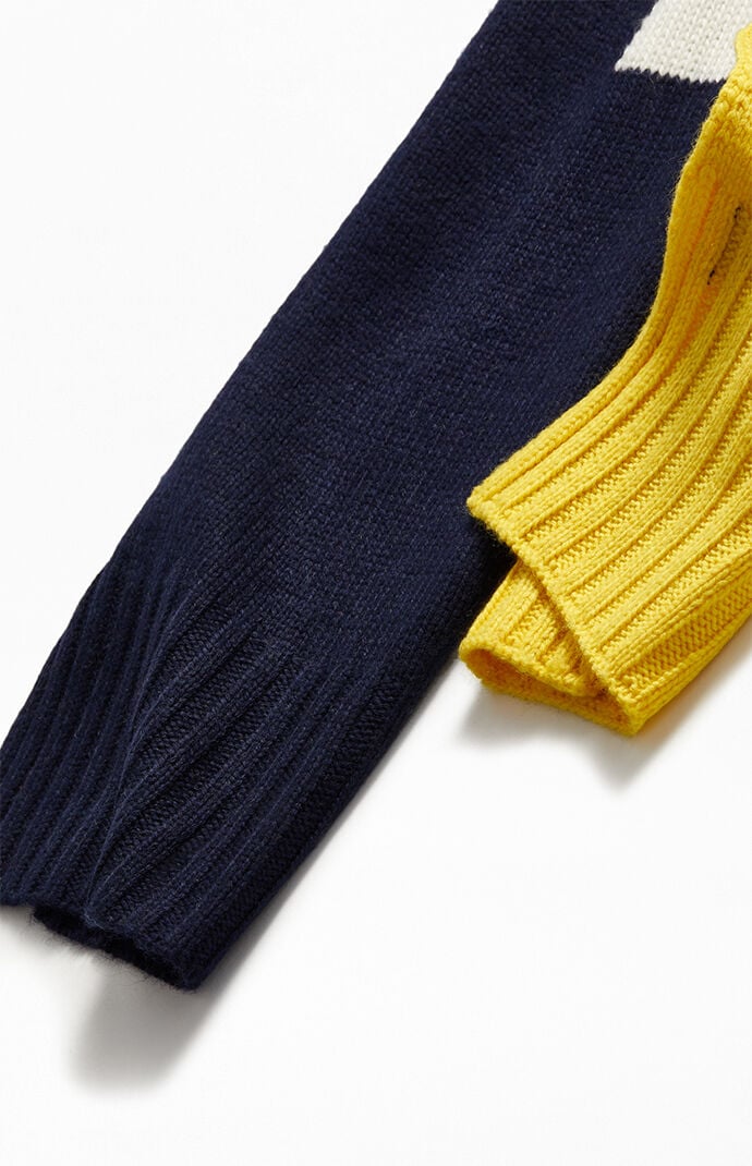 Sport Scarf