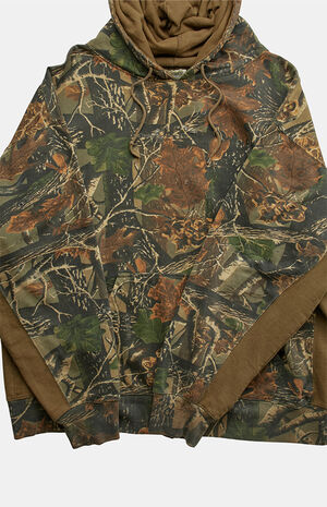2000s Camo Hoodie image number 3