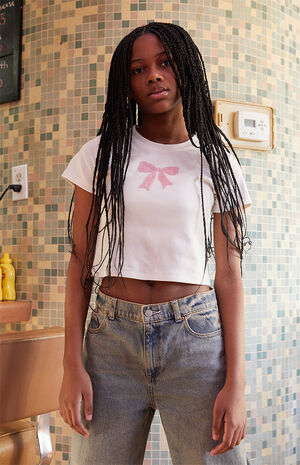 Beaded Bow Skimmer T-Shirt image number 1