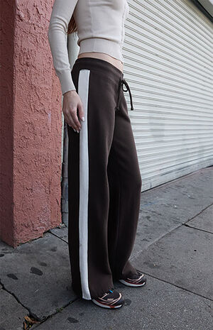 Brown Hilary Side Stripe Yoga Baggy Sweatpants image number 2