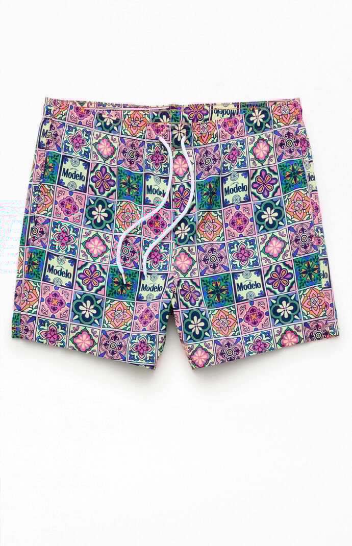 Modelo Tile 5" Swim Trunks