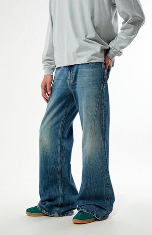 Tinted&nbsp;Stretch&nbsp;Medium Blue Bootcut Jeans&nbsp; image number 3