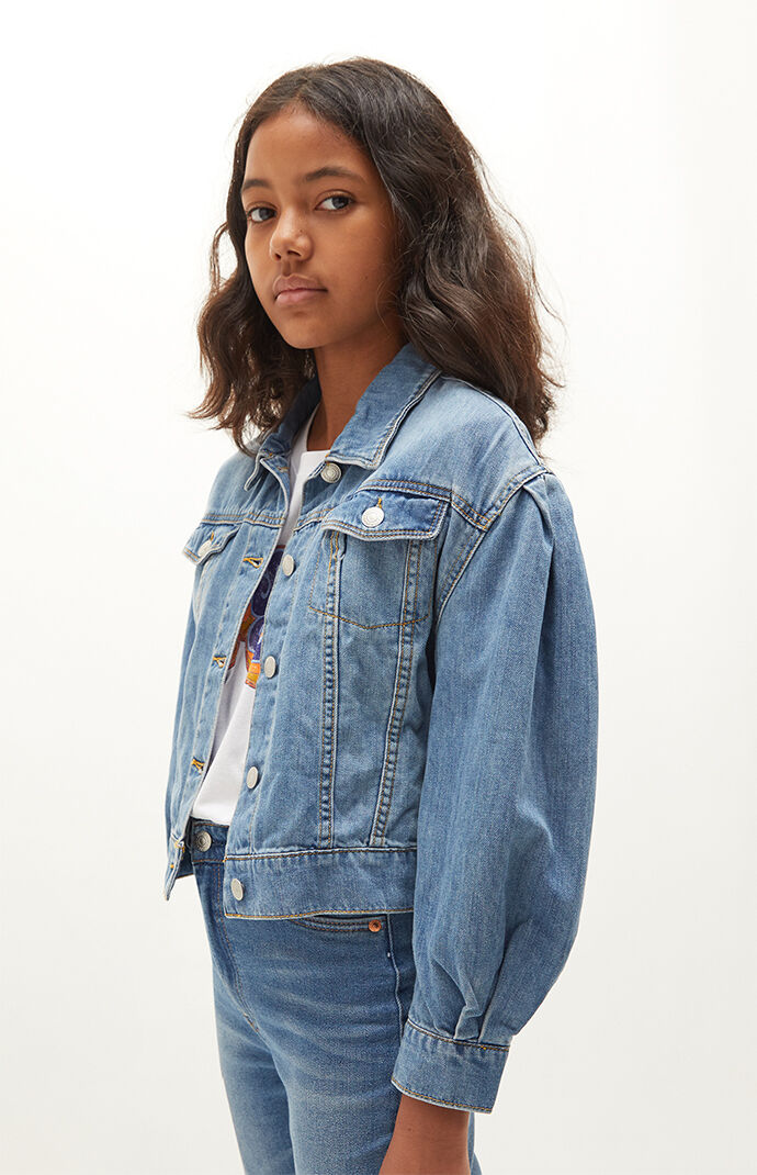 Pleat sleeve shop trucker jacket