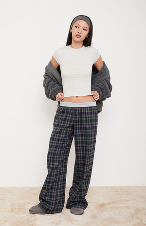 Pansy T-Shirt image number 4