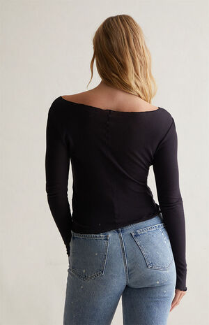 Dove Lettuce Edge Long Sleeve Top image number 4