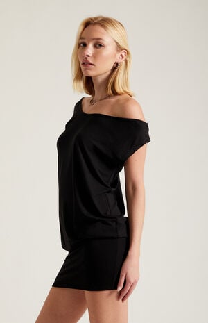 Lexi Short Sleeve Off-The-Shoulder Mini Dress image number 3