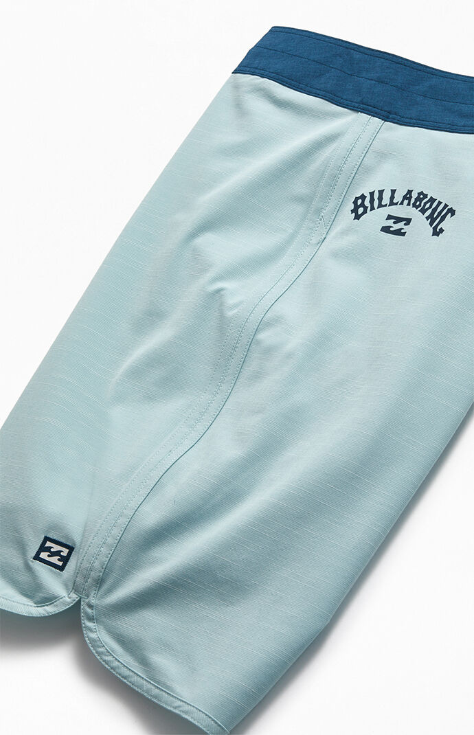 73 19" Boardshorts