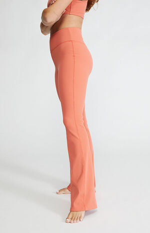 Active Ribbed Flare Yoga Pants image number 2