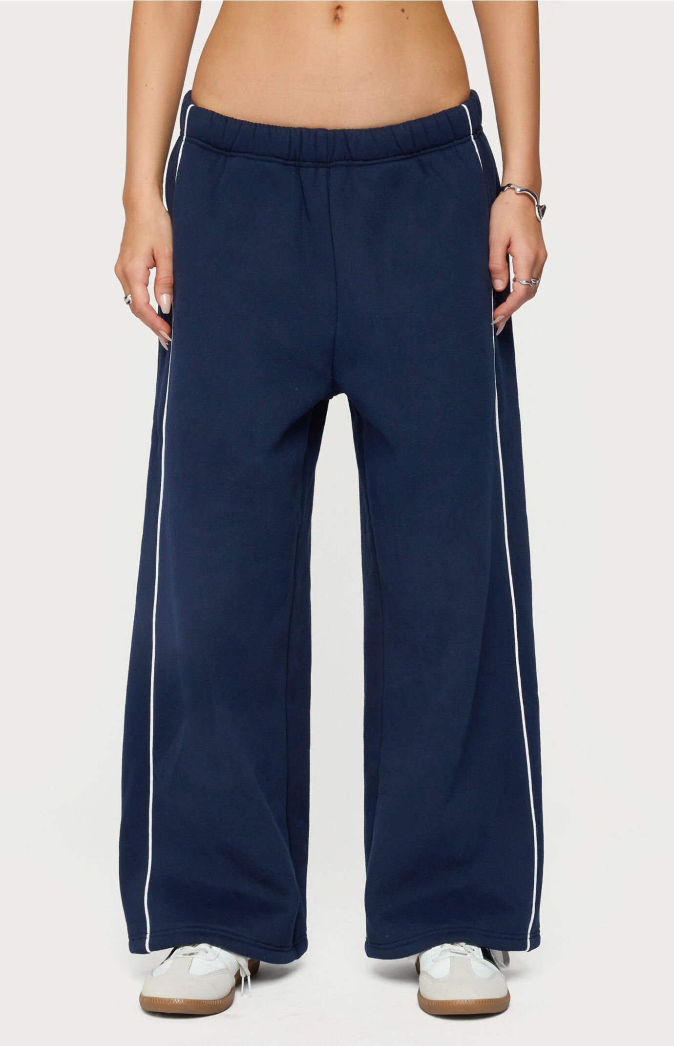 Edikted Petite Autumn Sweatpants