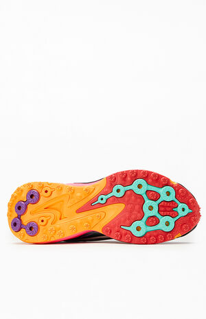 Mercedes-AMG Petronas F1 Team x Mad Dog Jones Spirex Running Shoes image number 4