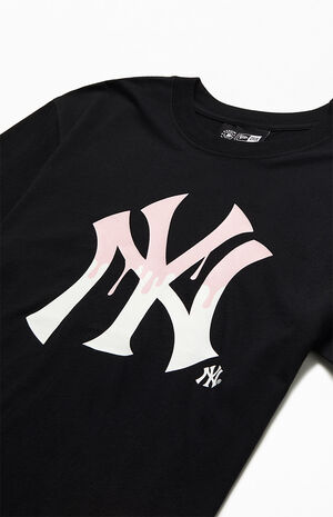 Team Drip NY Yankees T-Shirt Team Drip NY Yankees T-Shirt image number null