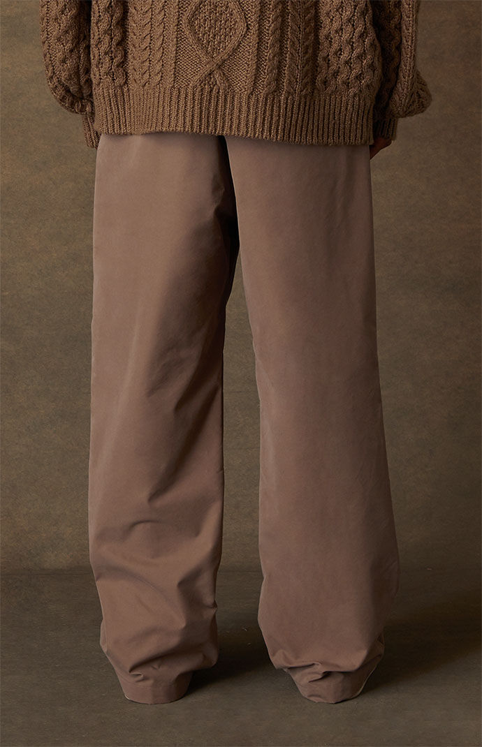 パンツ fear of god essentials trouser relaxed Fear of God Essentials Wood Relaxed Trousers | PacSun