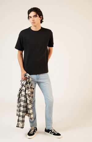 Black Solid Waffle Knit T-Shirt image number 4