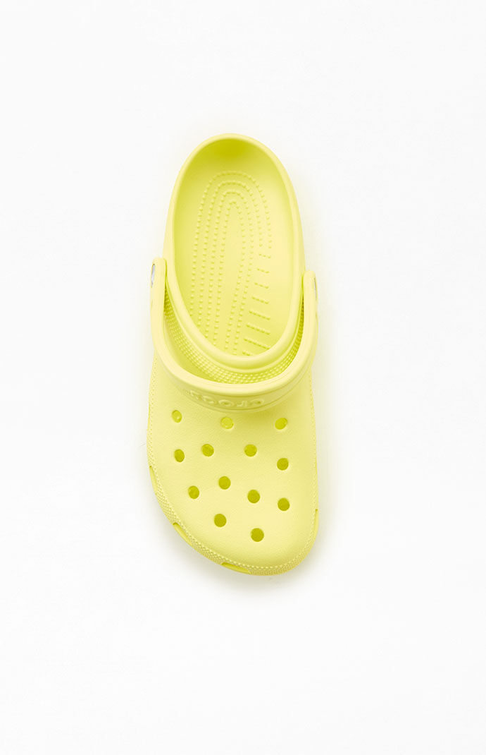 Pacsun crocs deals