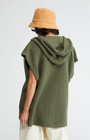 Hooded Polar Fleece Vest image number 4