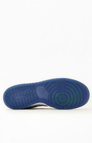 Dunk Low x Union LA Passport Shoes image number 4