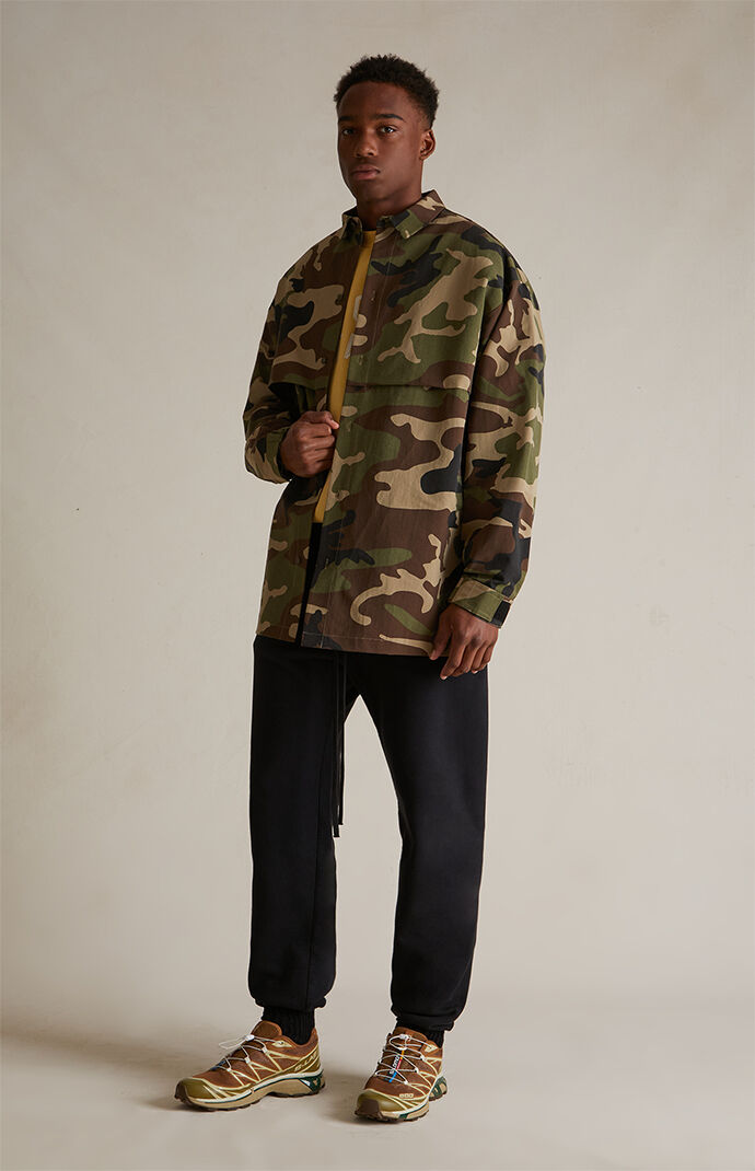 ジャケット・アウター FEAR OF GOD ESSENTIALS/NYLON OVERSHIRT Fear of God Essentials Brown Military Nylon Overshirt Jacket