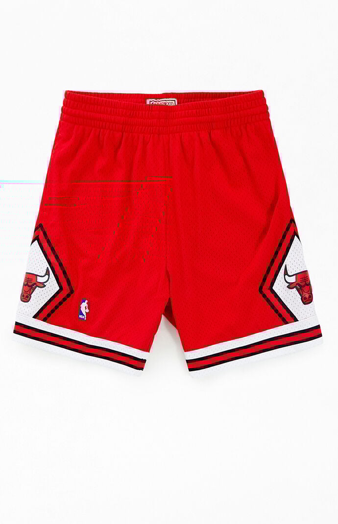 Mitchell & Ness bulls ショーツ Mitchell & Ness Chicago Bulls Swingman Basketball Shorts