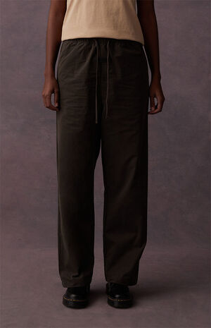 Women's Off Black Relaxed Trousers image number 3