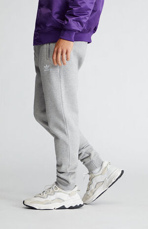 Essential Sweatpants image number 3