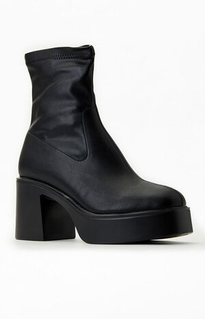 Women's Vinny Boots image number 1