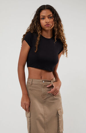 Queen Cropped T-Shirt image number 1