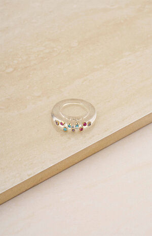 Crowd Pleaser Clear Resin Ring image number 2
