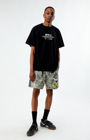 UFC 303 International Fight Week Oversized T-Shirt image number 4