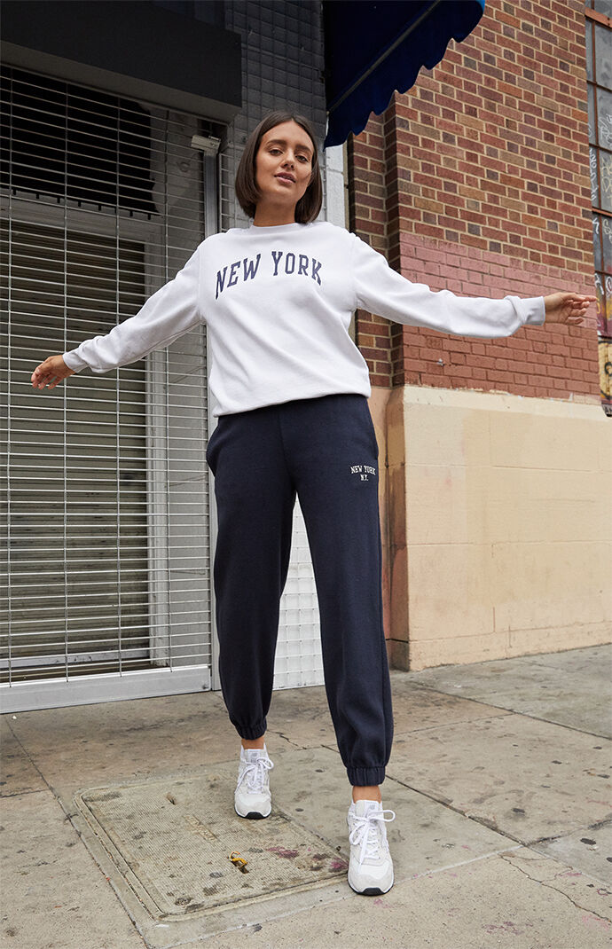 Navy blue online sweatpants outfits women's