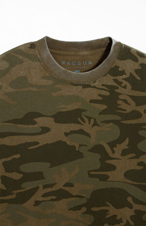 Camouflage Premium T-Shirt image number 2