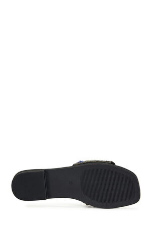 Women's Black Essere Flat Sandals image number 4