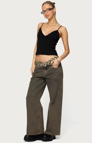 Petite Zahra Mud Wash Low Rise Jeans image number 4