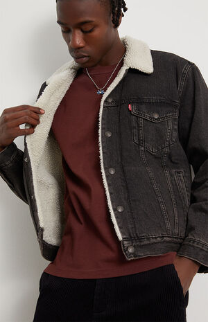 Ung dame forsigtigt Brobrygge Levi's Type 3 Sherpa Denim Jacket | PacSun