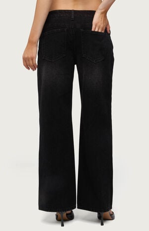 Petite Raelynn Washed Low Rise Baggy Jeans image number 3