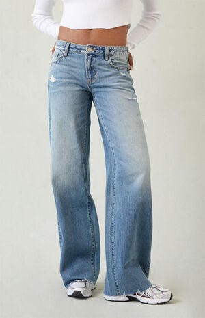 Casey Low Rise Baggy Jeans Ripped Raw Cut Medium Blue image number 2