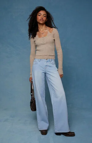 Casey Low Rise Baggy Jeans Lighter Blue image number 1