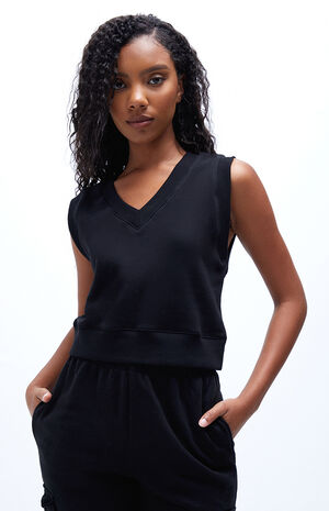 Rachel Vest image number 1