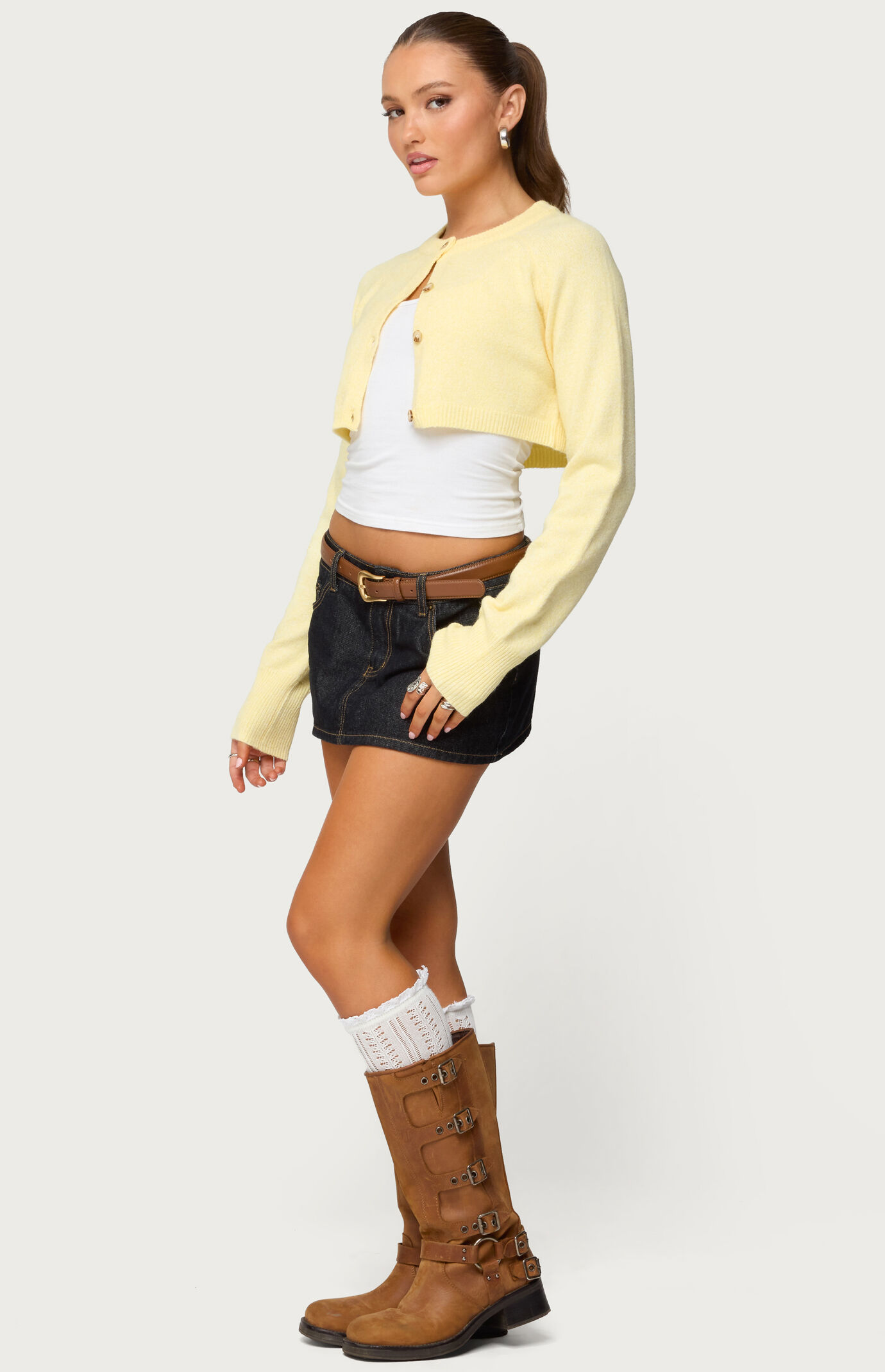 Edikted Morgynne Cropped Knit Cardigan